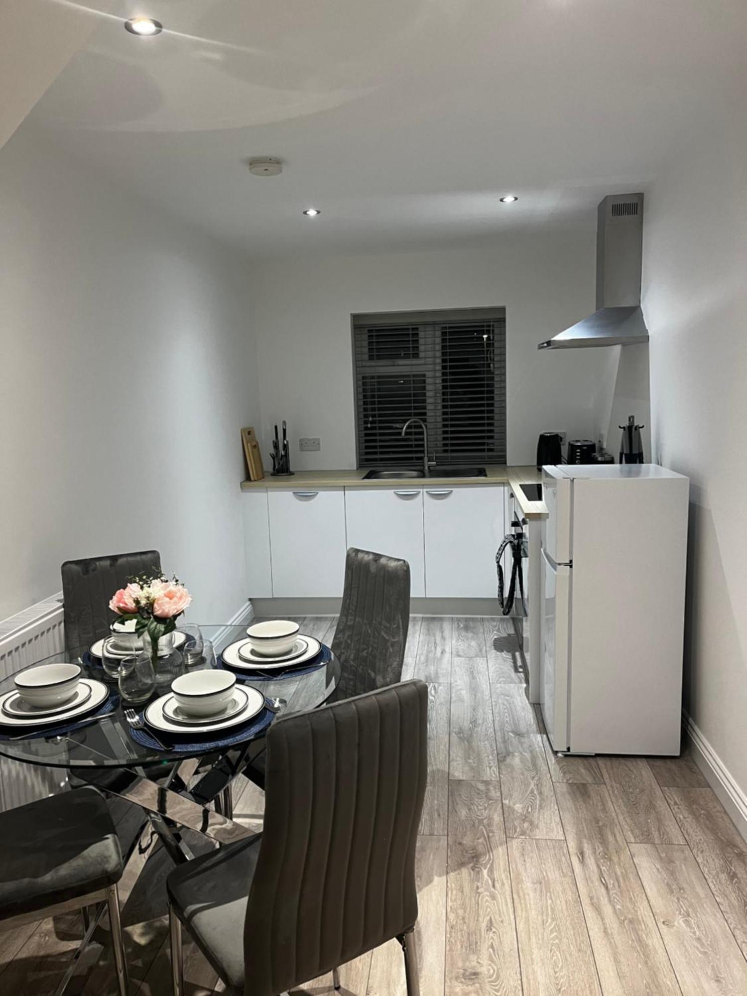 Newly Built One Bedroom Flat In Kidlington, Oxfordshire Esterno foto