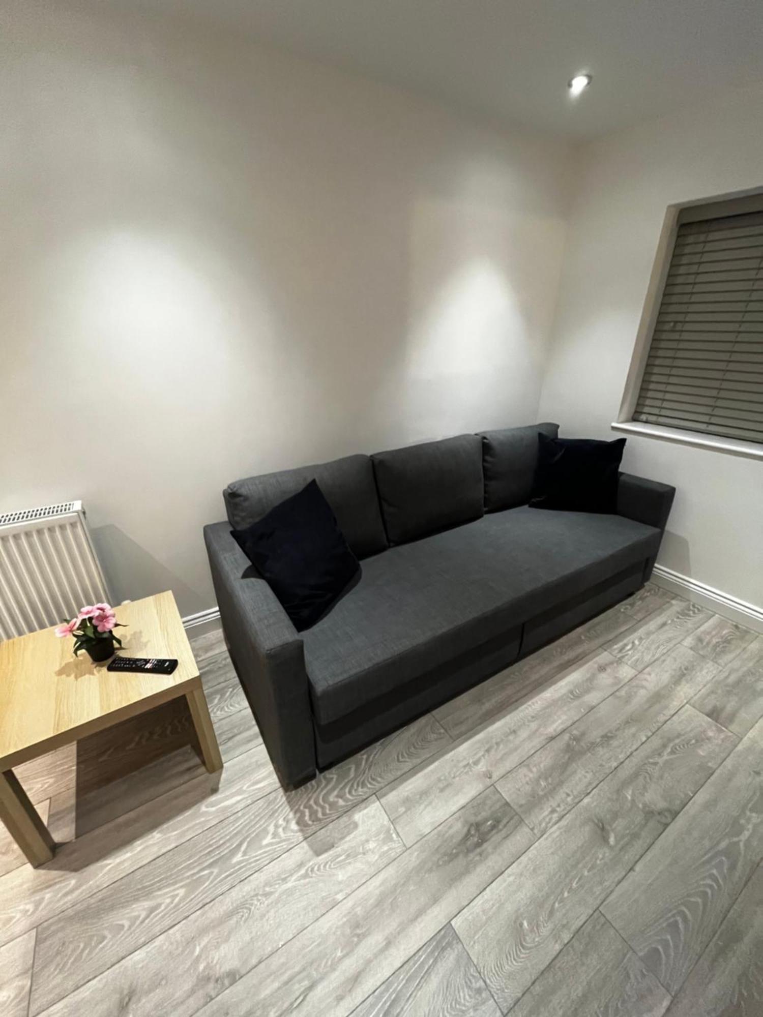 Newly Built One Bedroom Flat In Kidlington, Oxfordshire Esterno foto