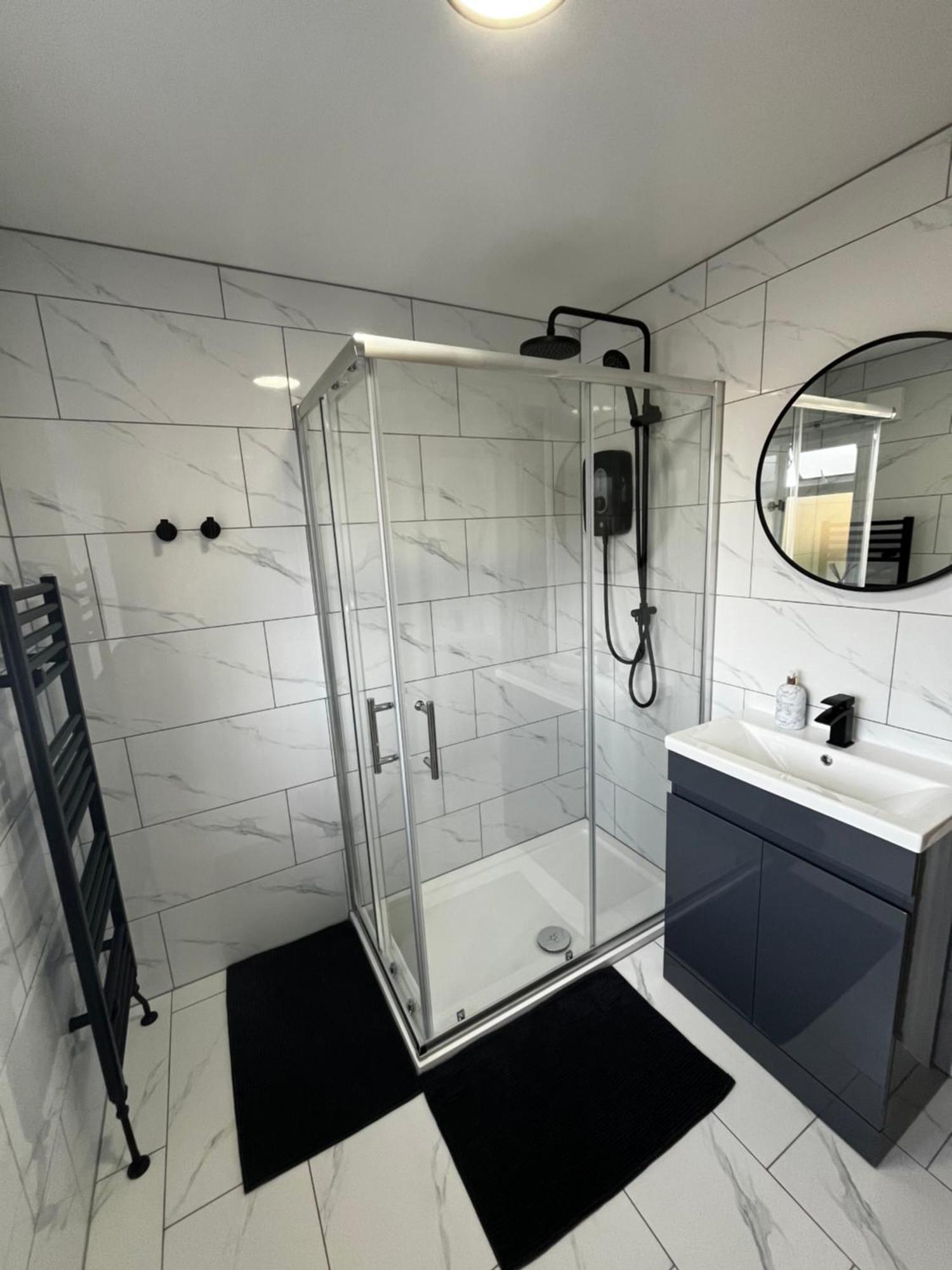 Newly Built One Bedroom Flat In Kidlington, Oxfordshire Esterno foto